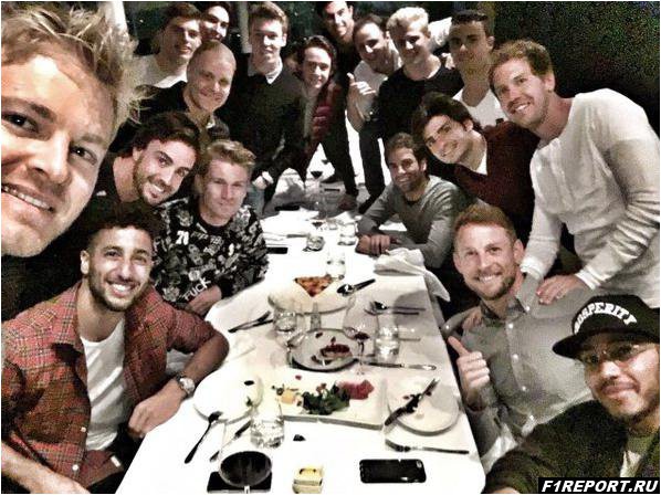 rosberg-za-gruppovoy-uzhin-dolzhen-byl-platit-hemilton