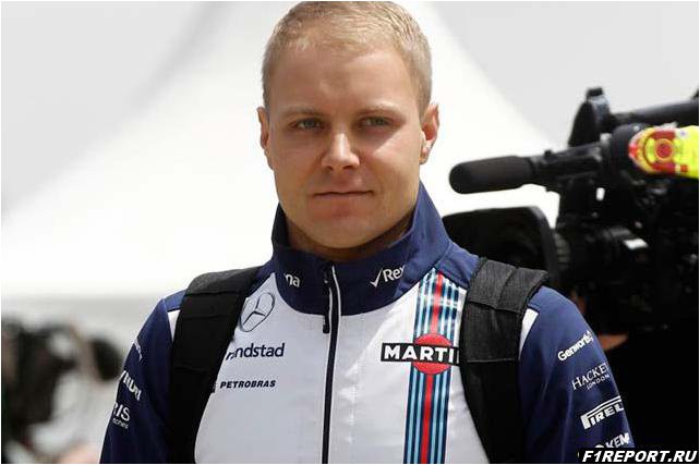 bottas-na-starte-bylo-poteryano-mnogo-vremeni