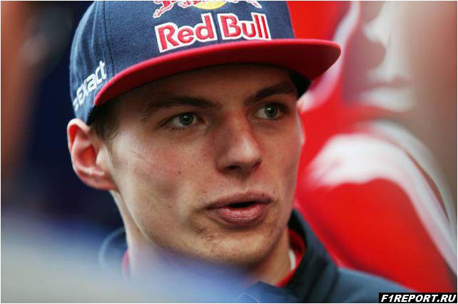 ferstappen-ulichnaya-trassa-podhodit-bolidu-red-bull