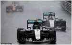  rosberg priznalsya chto emu bylo slozhno propuskat vpered svoego glavnogo sopernika