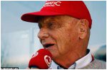  lauda priznalsya chto inogda piloty mercedes deystvuyut emu na nervy