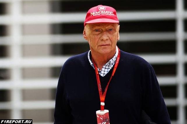 lauda-ferrari-uzhe-pozadi