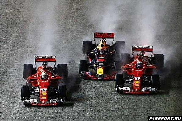 pered-avariey-v-singapure-ferstappen-snyal-nogu-s-pedali-gaza