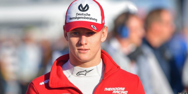 На тестах в Бахрейне Мик Шумахер сядет за руль болида Ferrari?