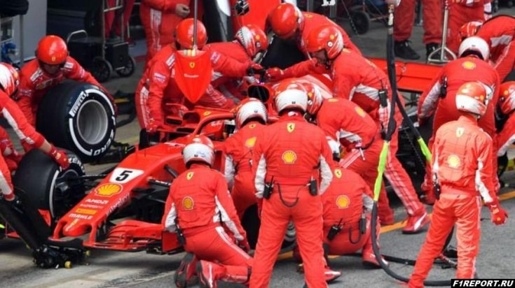 В Ferrari объяснили, почему во время пит-стопа Феттеля произошла заминка