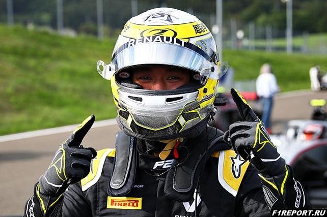 На трассе в Венгрии завершились тесты Renault, в которых участвовал Гуан Ю Чжоу