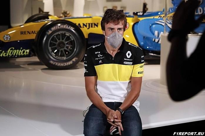 Фото: Во вторник Алонсо сядет за руль болида Renault? vo-vtornik-alonso-syadet-za-rul-bolida-renault?