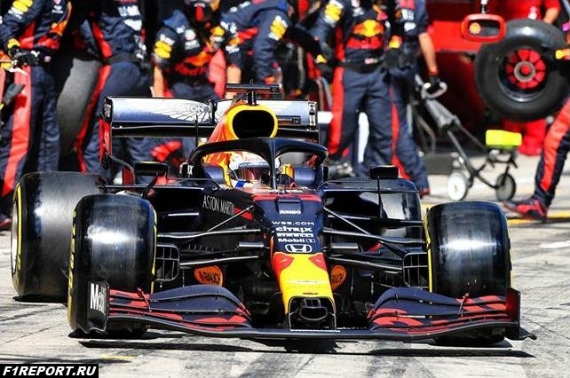 v-proshlom-godu-mehaniki-red-bull-provodili-samye-bystrye-pit-stopy