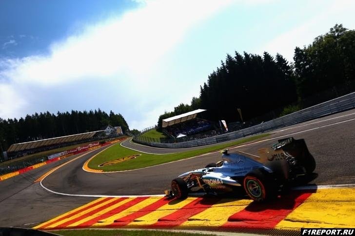 Фото: Как изменится поворот Красная вода на трассе в Бельгии?