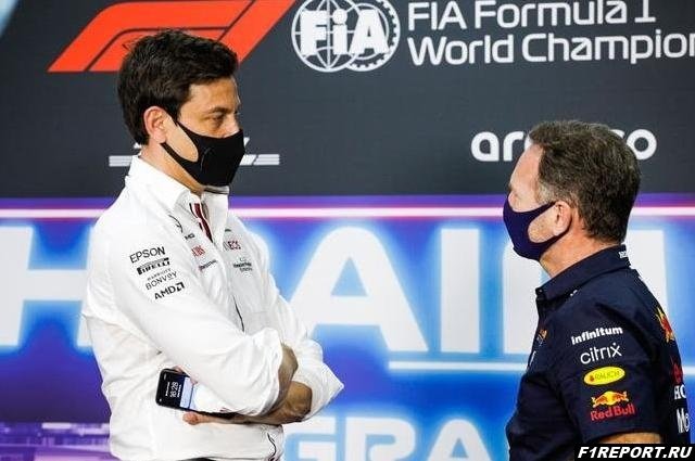После гонки в Абу-Даби руководитель Mercedes прислал сообщение руководителю Red Bull