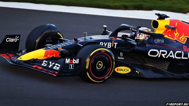 Команда Mercedes изучит боковые понтоны Red Bull