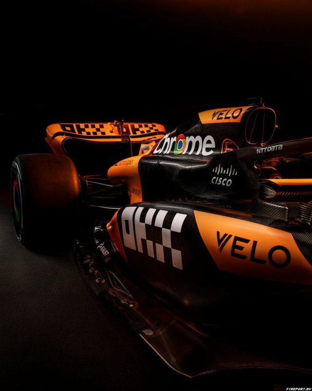 Команда McLaren обнародовала ливрею на предстоящий сезон