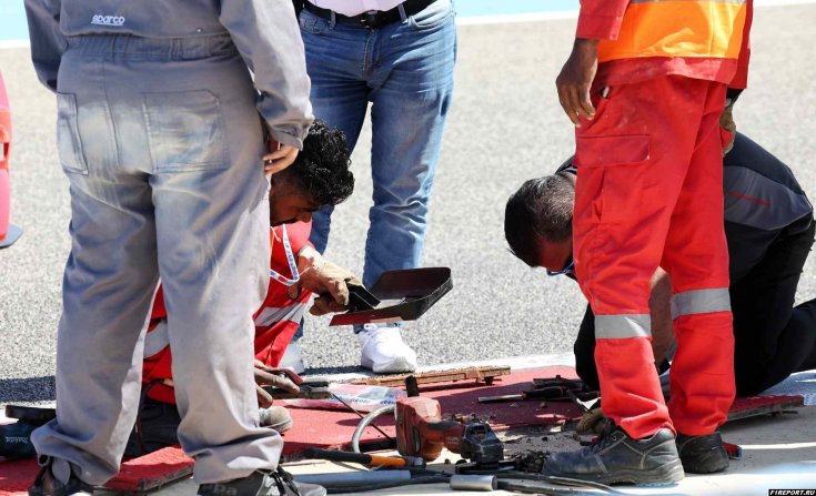 Организаторы этапа в Бахрейне намерены решить проблему с люками кардинальным способом
