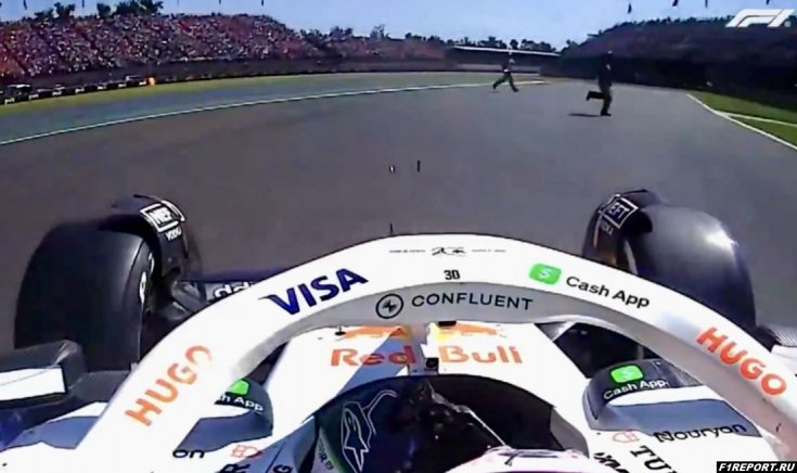 Фото: Видео: Лиам Лоусон чуть не сбил двух маршалов