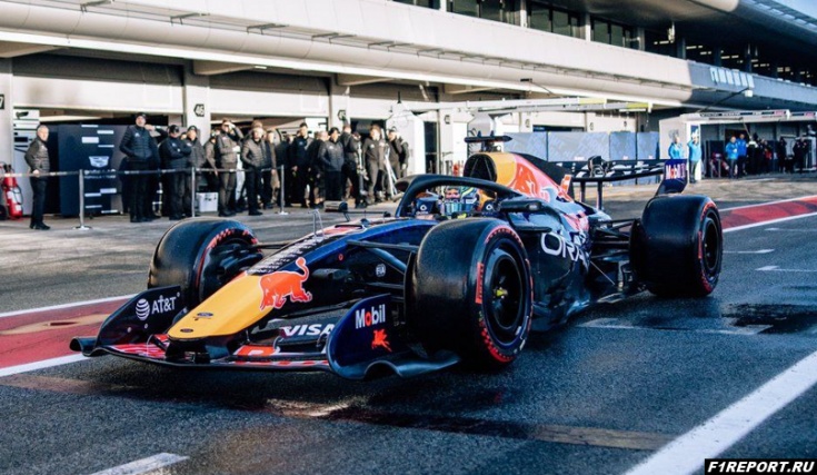 promegutochnie-itogi-pervogo-dnya-testov-v-barselone