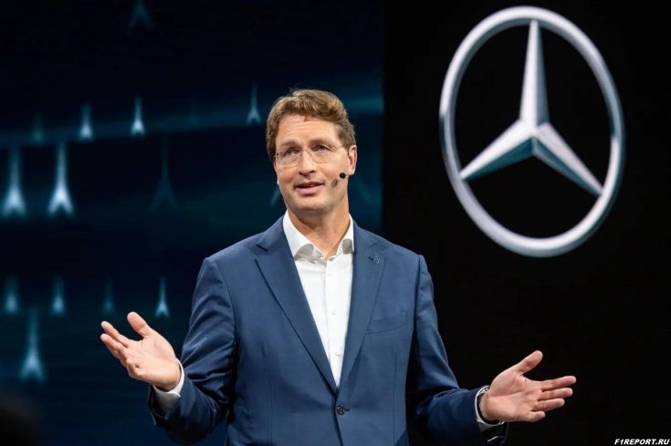 Превью новости: Mercedes грозит судебным иском FIA, если там решат внести изменения в регламент
