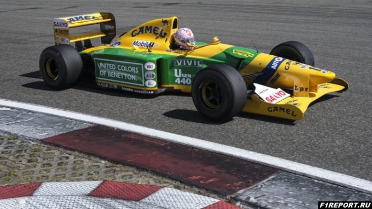 ������ �������: ����� Benetton, �� ������� ������� ������� ������ ������ � �-1, ������ �� 5 ��������� ����