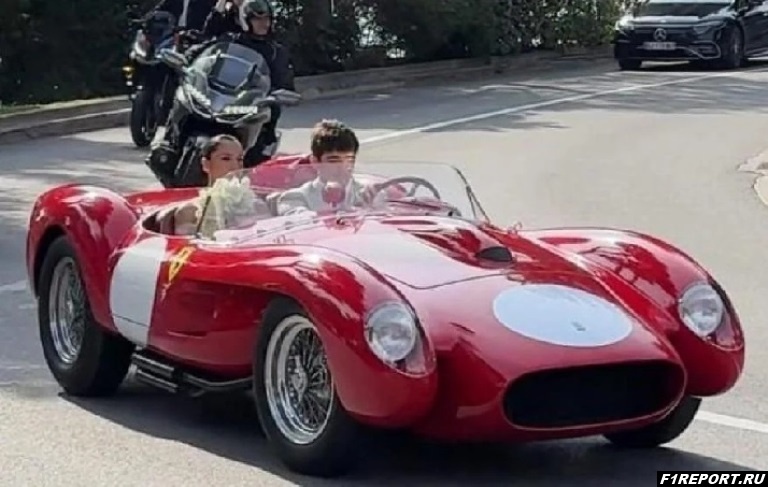 sharl-lekler-uzakonil-otnosheniya-s-aleksandroy-sen-mle