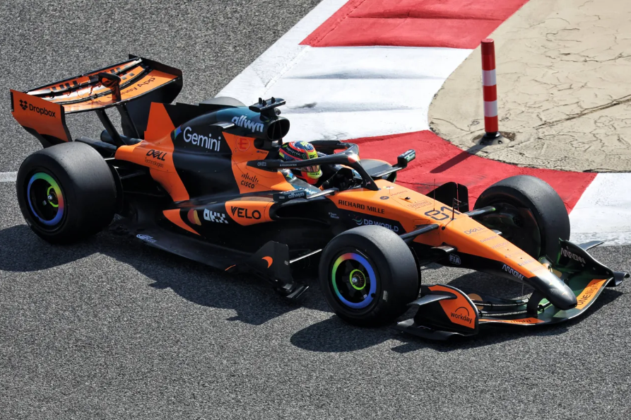 ������ �������: Mercedes, McLaren � Pirelli ������� �������� ��� ���������� ������ ��������� �� ��������