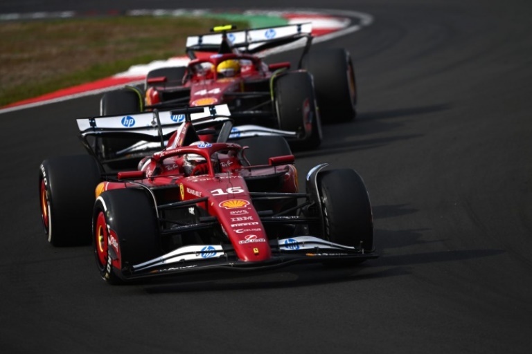 ������ �������: �������� ������ � ����� ������: ������� ������� ���������� Ferrari �� Mercedes