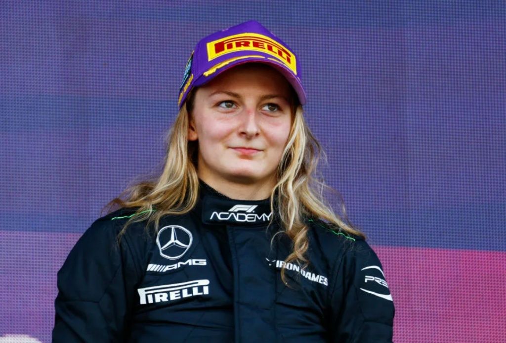 dorian-pen-provela-testi-na-bolide-mercedes-2021-goda