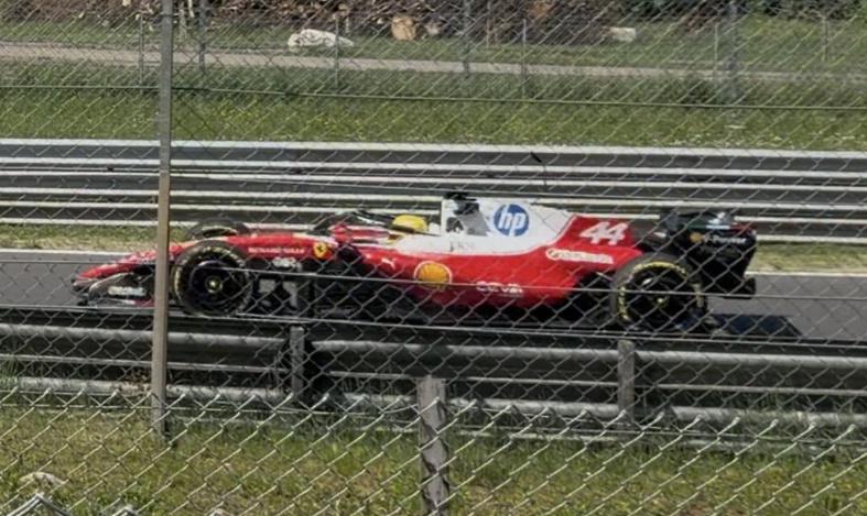 komanda-ferrari-provodit-testi-v-montse-v-ramkah-syomochnogo-dnya