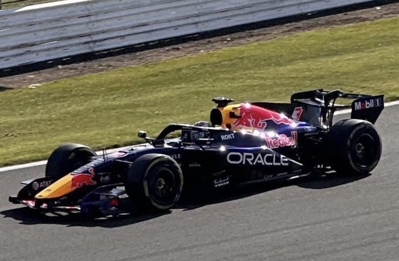 ������ �������: Red Bull � Haas �������� ����� �� ������ � �������������