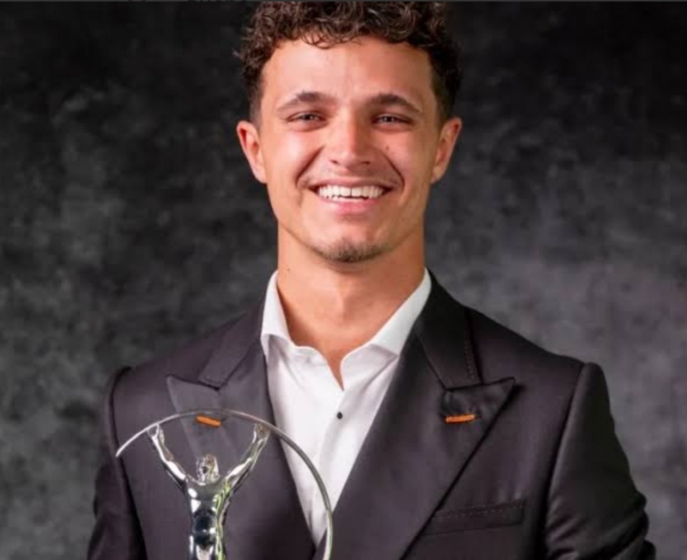 norrisu-zapretili-otvechat-na-nekotorie-voprosi-gurnalistov