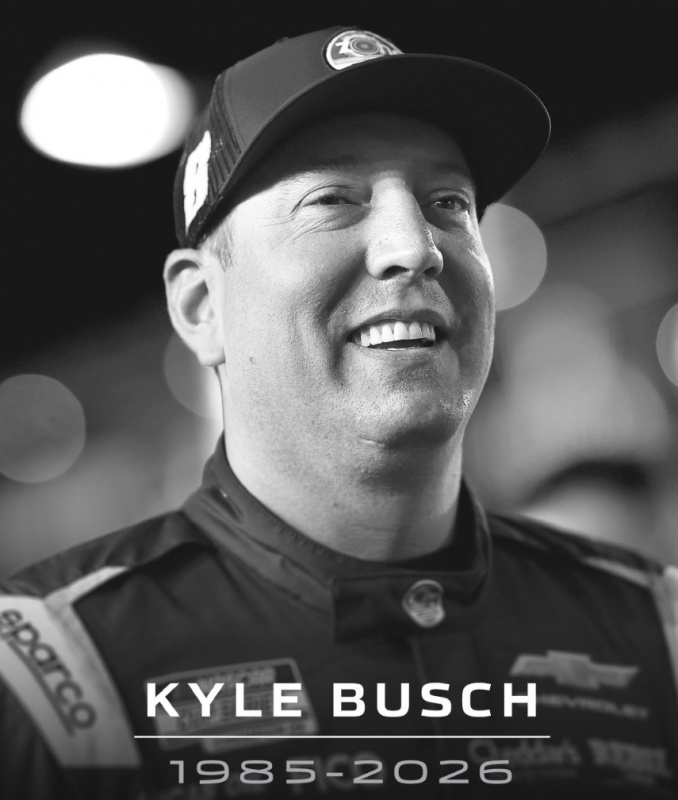 formula-1-vyrazila-soboleznovaniya-v-svyazi-so-smertyu-gonshchika-nascar-kayla-busha