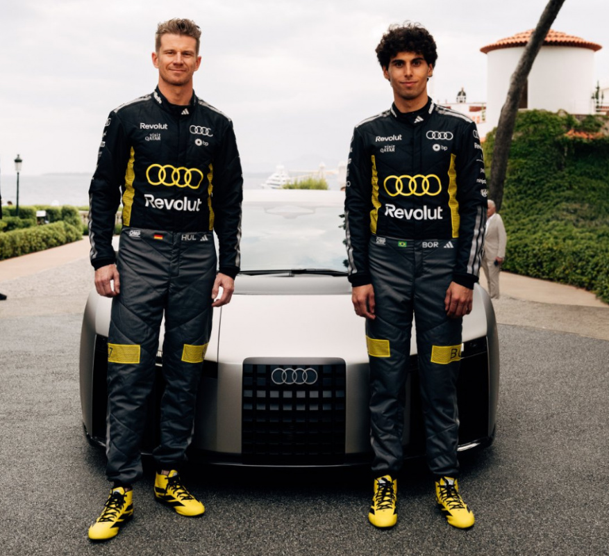 audi-izmenila-raskrasku-bolidov-v-chest-legendarnogo-pilota-dovoennoy-epohi