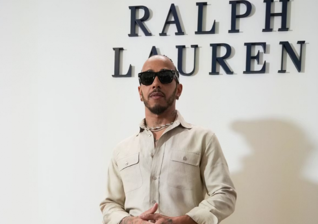 lyuis-hemilton-posetil-nedelyu-mody-v-milane-video