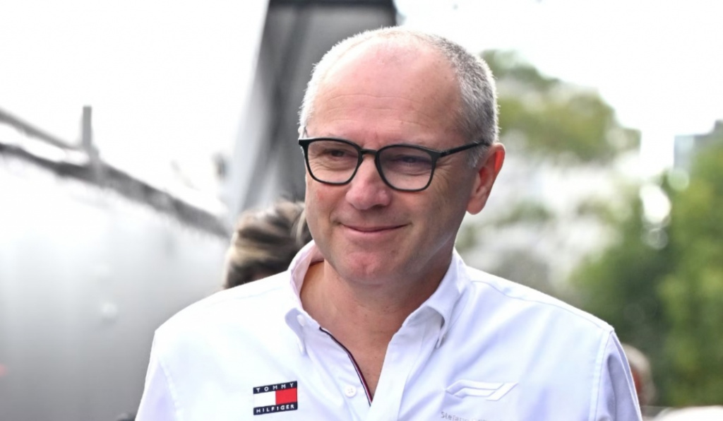 domenikali-zayavil-o-vozmozhnyh-korrektirovkah-v-kalendare-chempionata