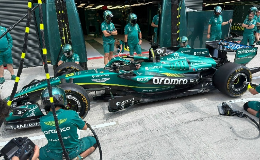 u-aston-martin-progress-alonso-vpervye-v-sezone-proshyol-vo-2-yu-chast-kvalifikatsii