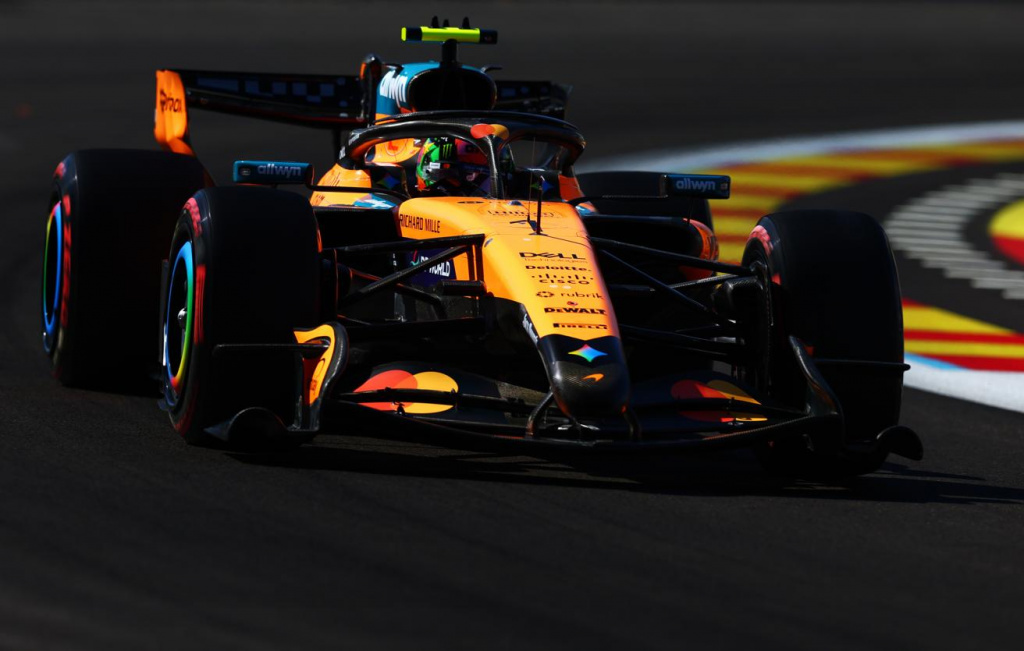 mclaren-oshtrafovali-za-to-chto-norris-prevysil-skorost-na-pit-leyn